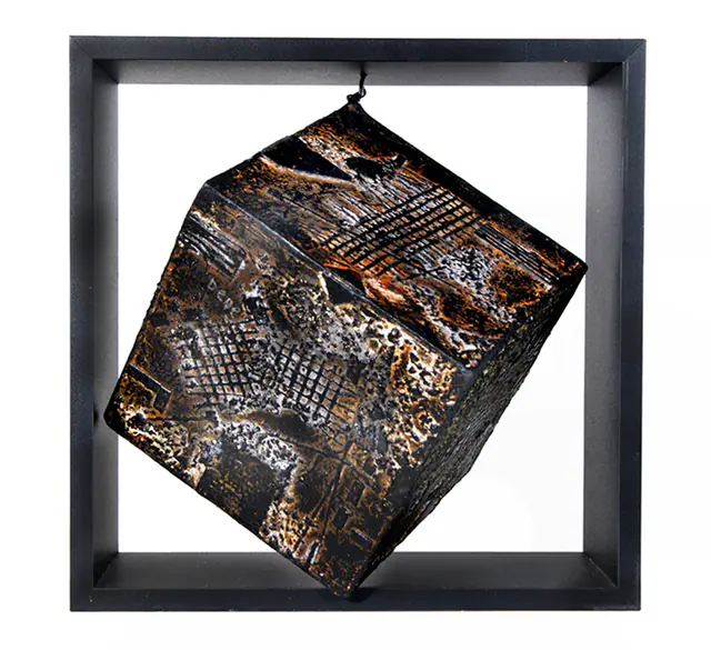 Artwork in Objects in Boxes, a series by Desislava Deneva (DEDE).