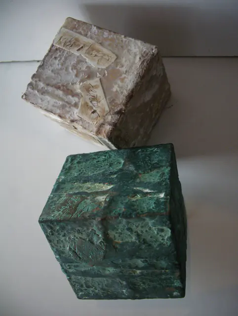 Artwork in Objects in Boxes, a series by Desislava Deneva (DEDE).
